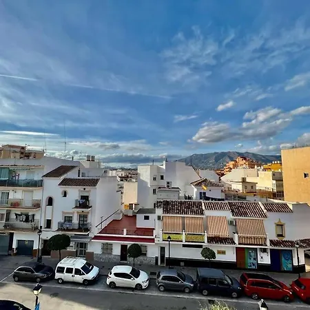 Cozy Three-bedroom 12 Minutes From Apartment Fuengirola
