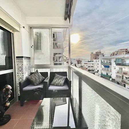 Apartment Cozy Three-bedroom 12 Minutes From Fuengirola